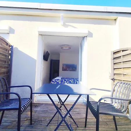 Santorini, Relaxing Spa, Terrace And Parking *