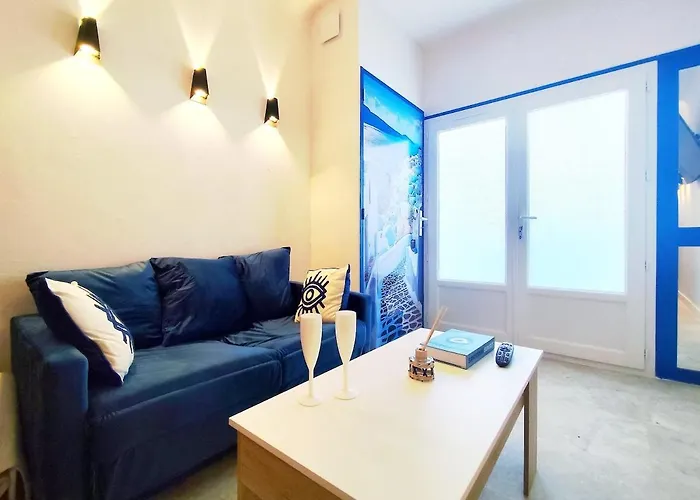 Apartment Santorini, Relaxing Spa, Terrace And Parking *