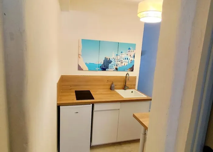 Apartment Santorini, Relaxing Spa, Terrace And Parking